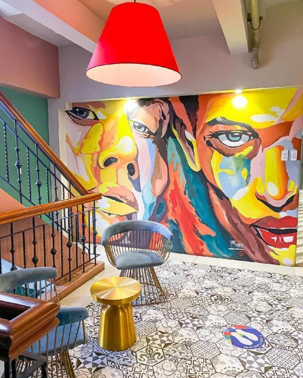 Citizen Hotel Mandaluyong Esterno foto