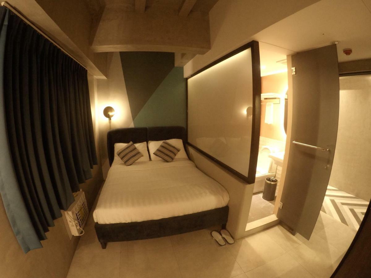 Citizen Hotel Mandaluyong Esterno foto