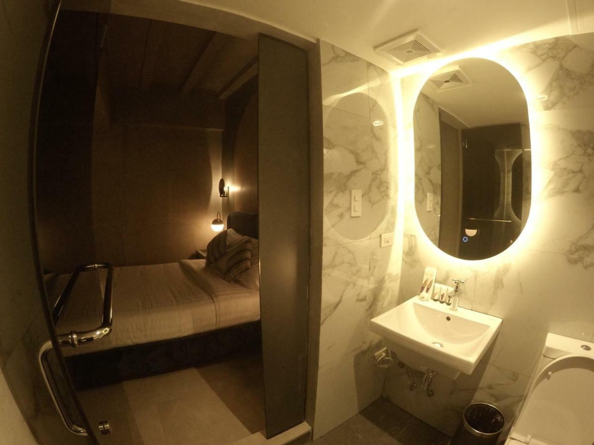 Citizen Hotel Mandaluyong Esterno foto