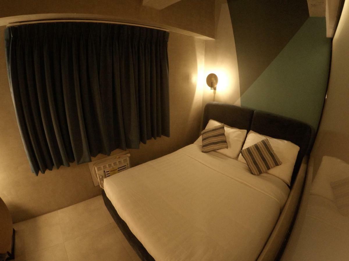 Citizen Hotel Mandaluyong Esterno foto