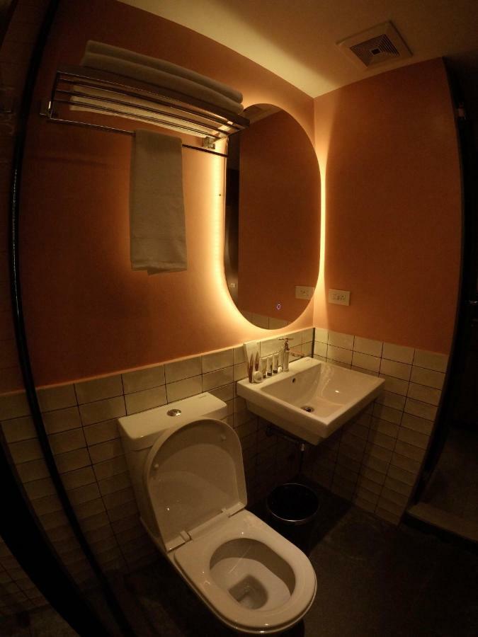 Citizen Hotel Mandaluyong Esterno foto